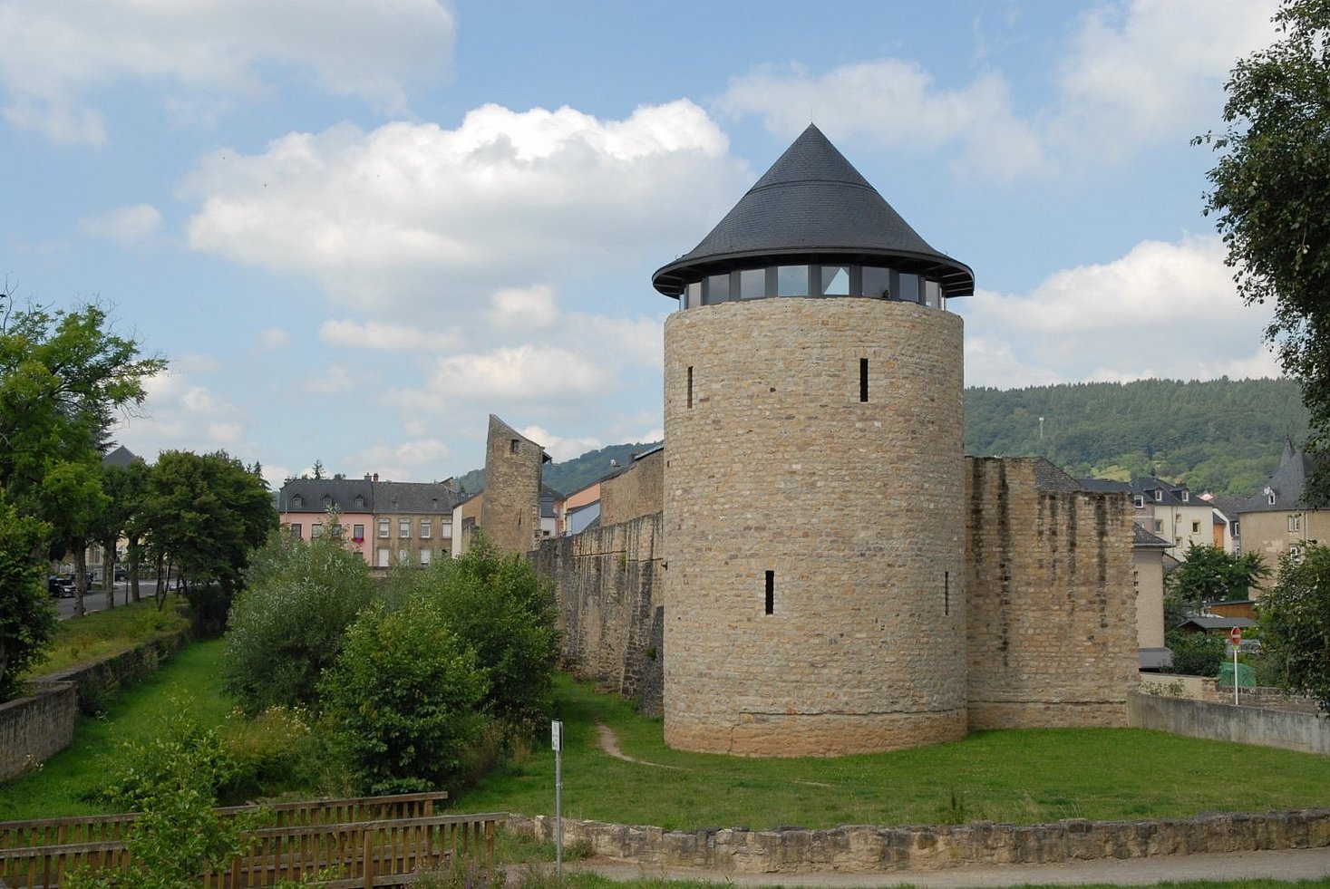 Mittelalter Turm Echternach