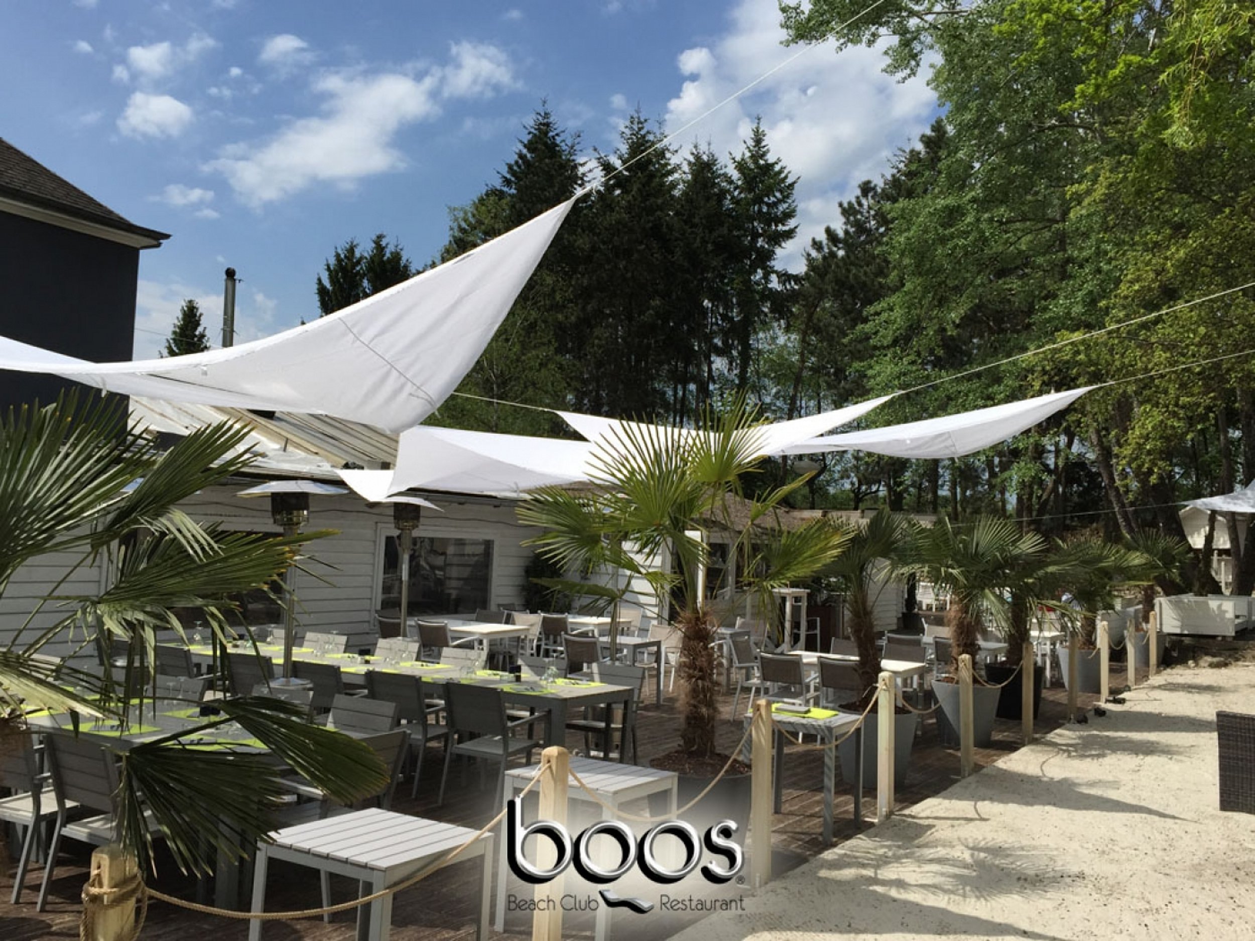 Boos Beach Club & Restaurant Bridel