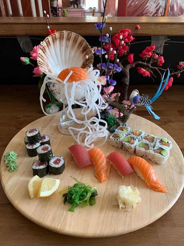 Restaurant Salut Sushi