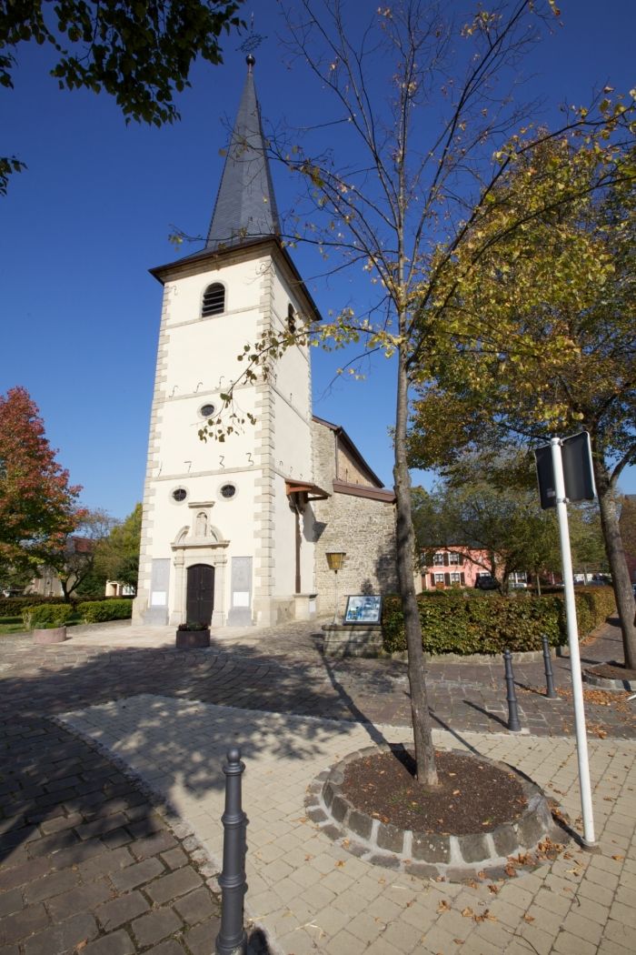 Romanische Pafferkirche Saeul