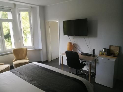 SHS Suite Home Sweet City 345