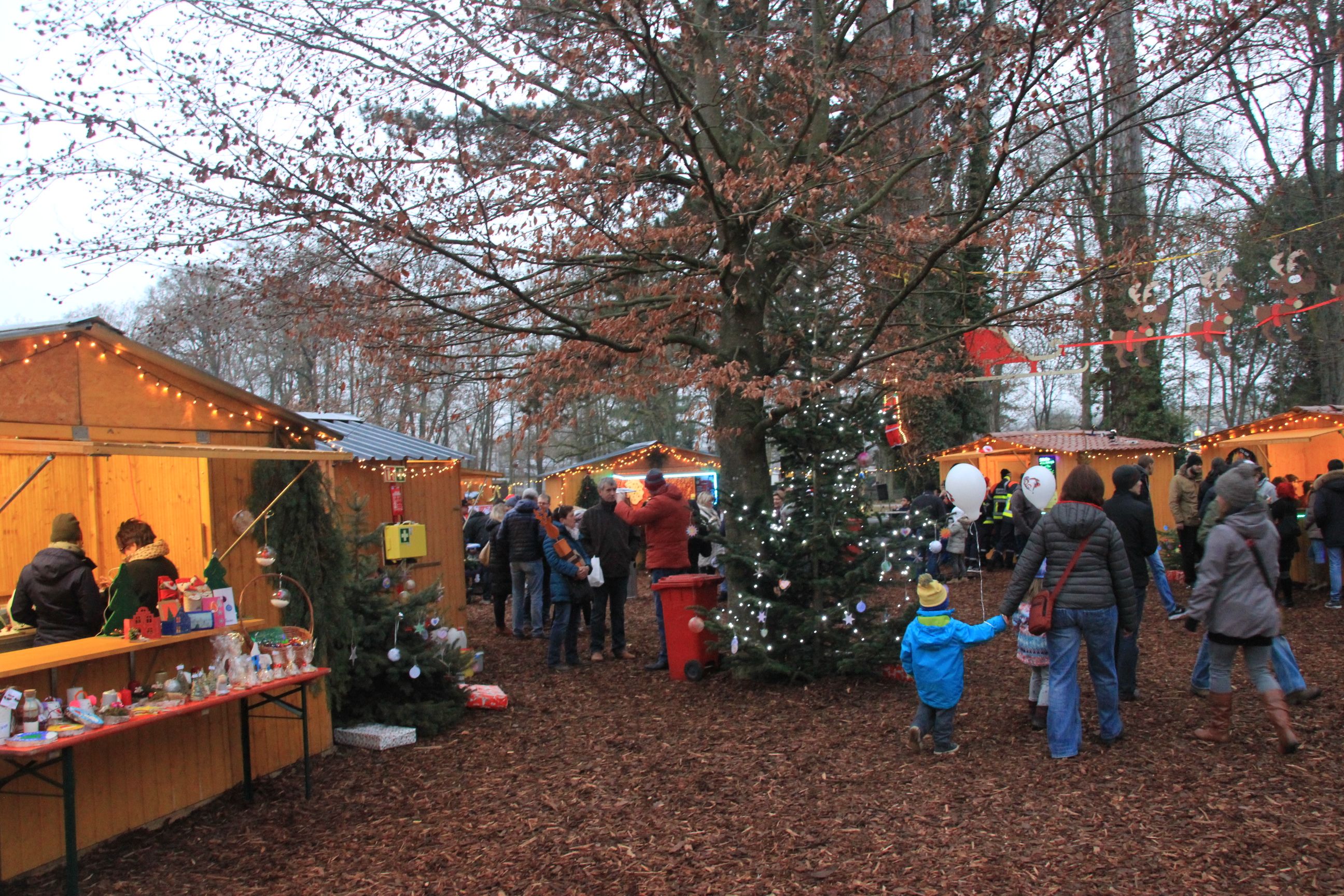 Hobby- Chrëschtmaart Mertert am Park