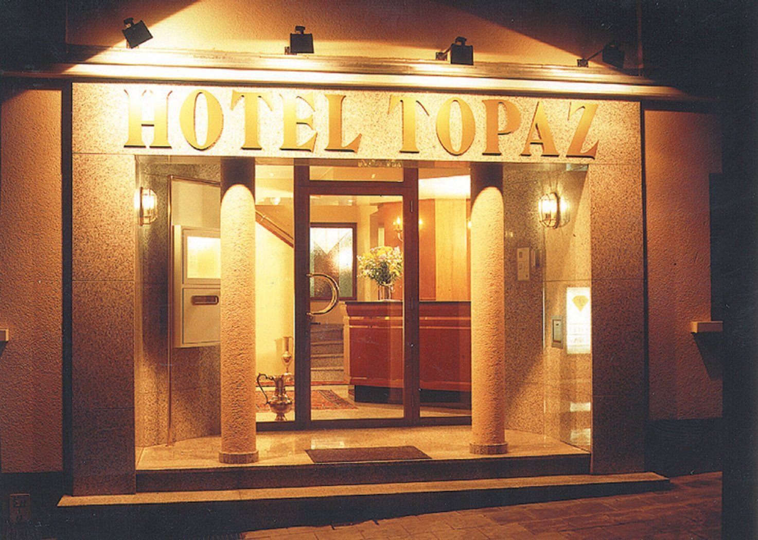 Hotel Topaz