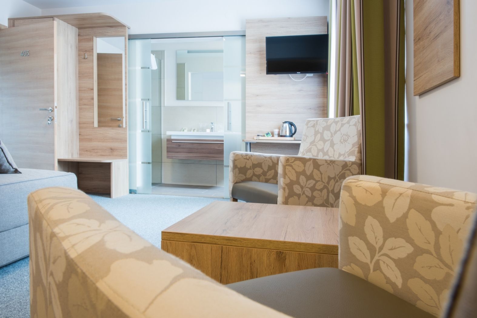 Hotel-Restaurant Dimmer