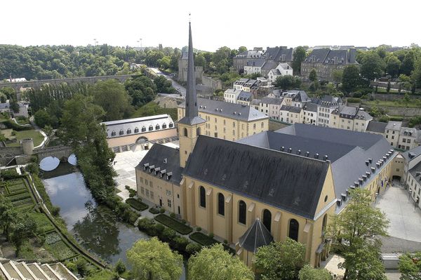 luxembourg vers tours