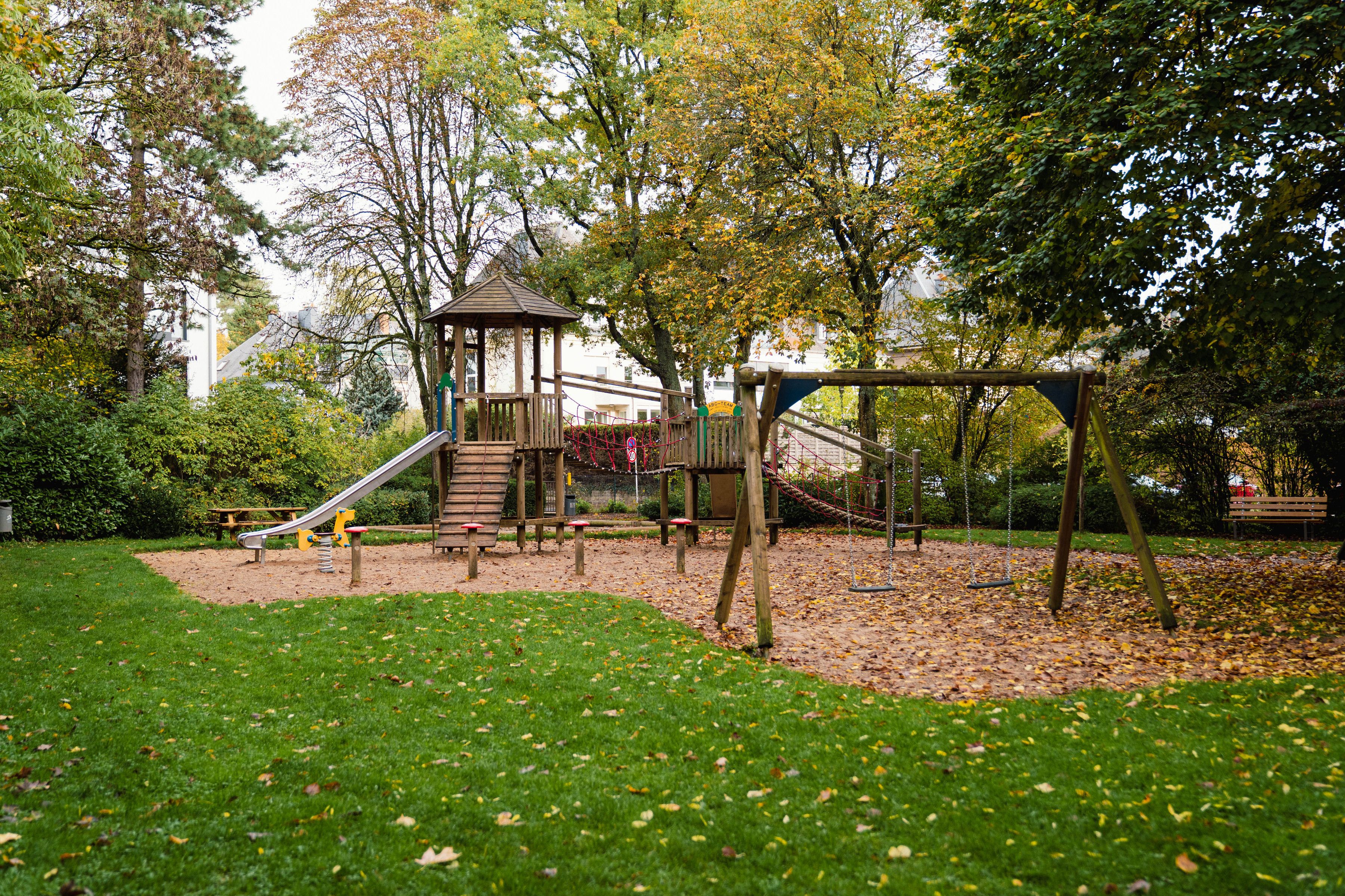 Luxembourg Park Tony Neuman