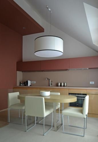 Guillaume Suites