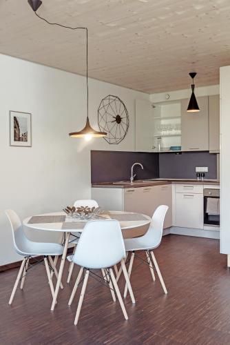 Vistay apartments