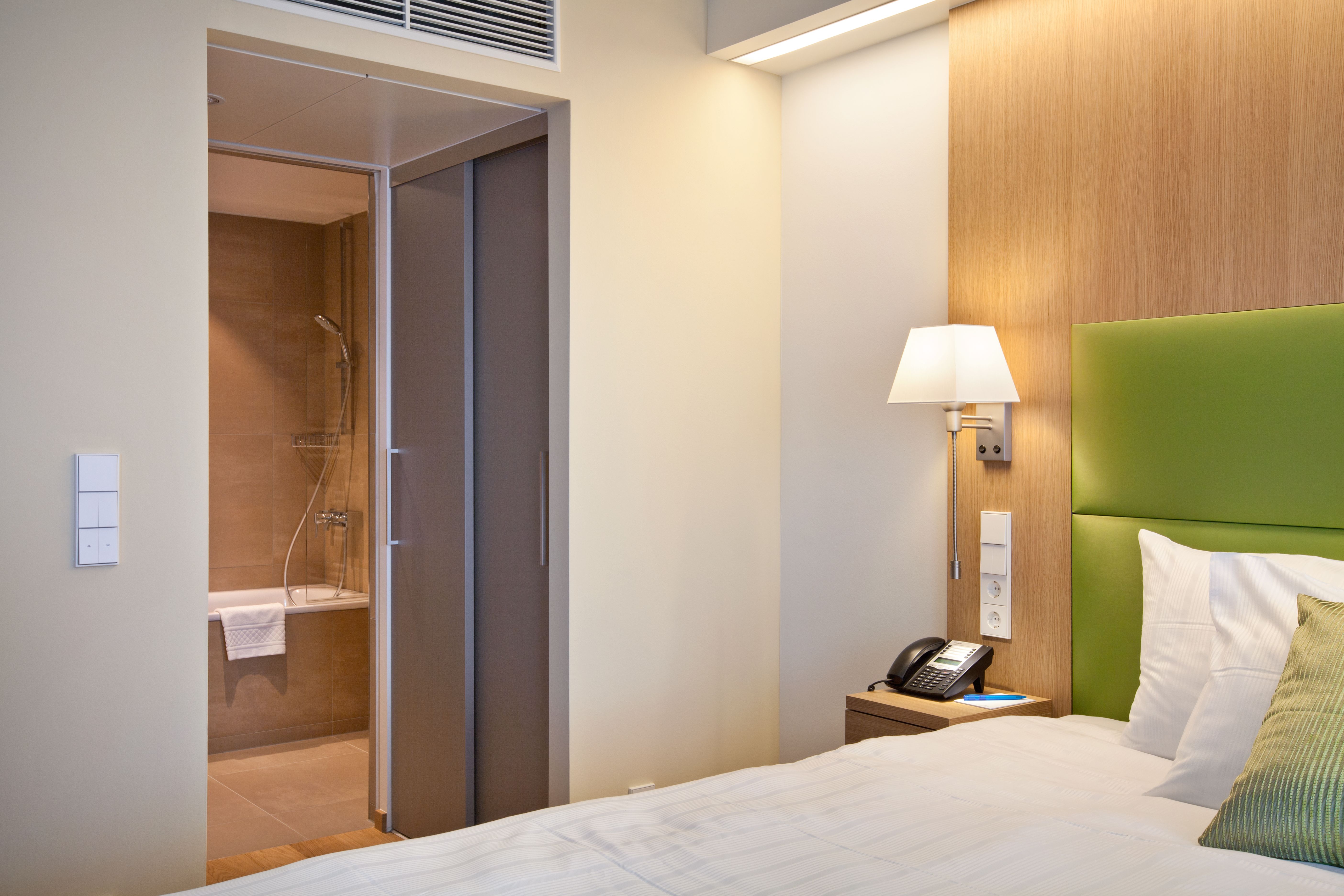 MDT_HOTEL_Mondorf Parc Hotel - Chambre - Salle de bain_2015_02_HQ