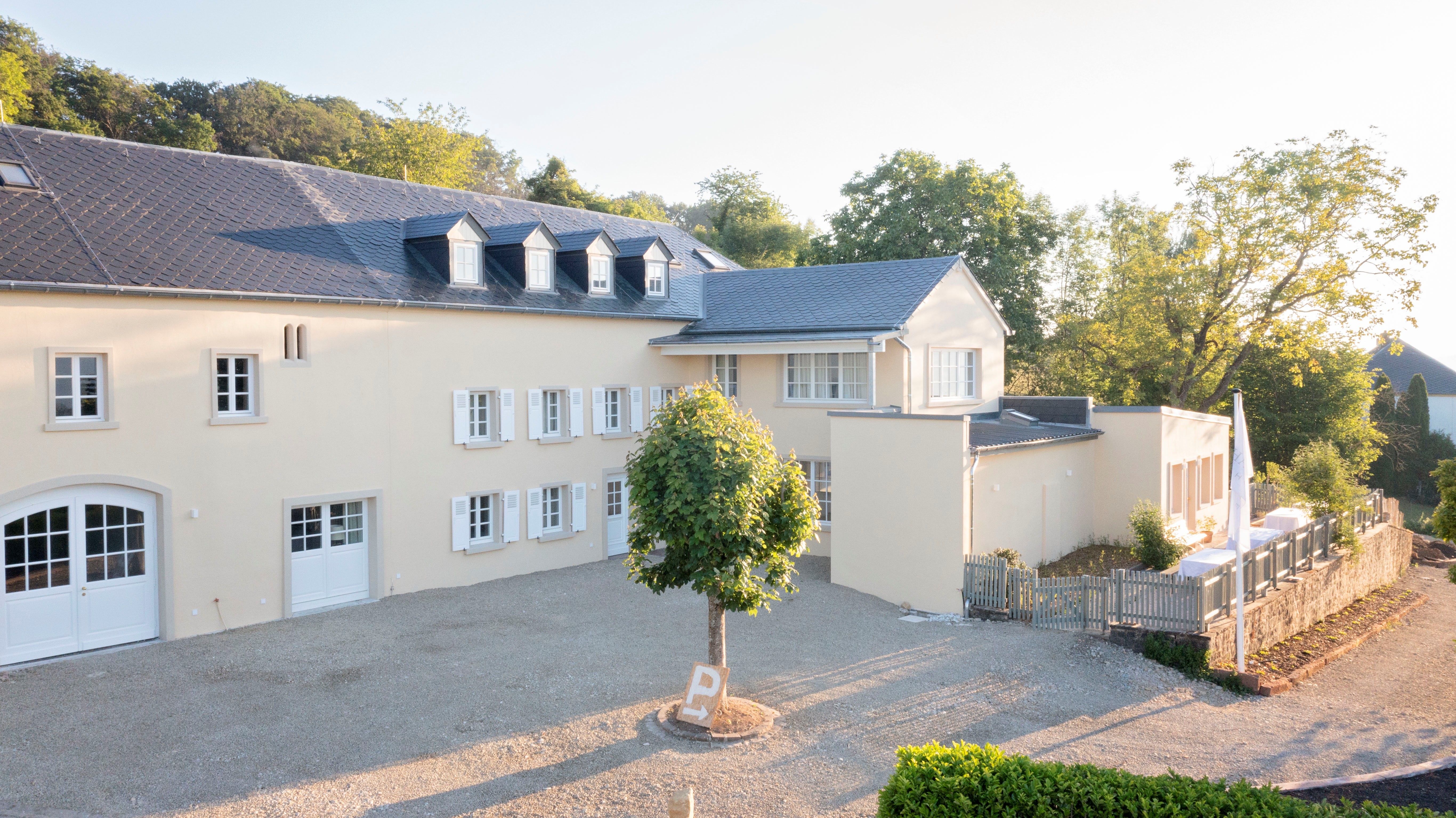 Hotel Hazelnut House