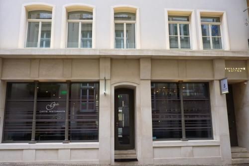 Guillaume Suites