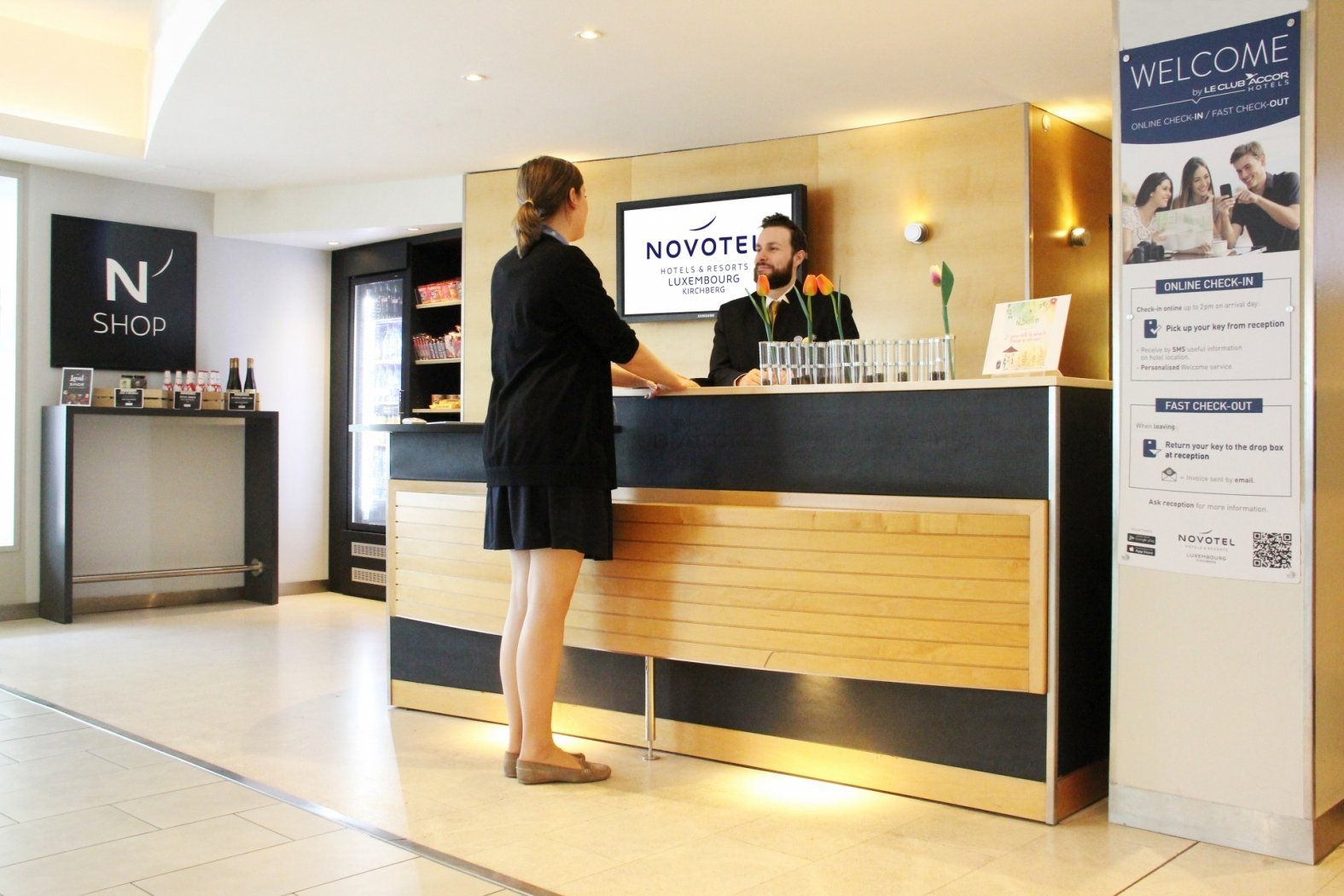 Hotel Novotel Luxembourg Kirchberg Rezeption