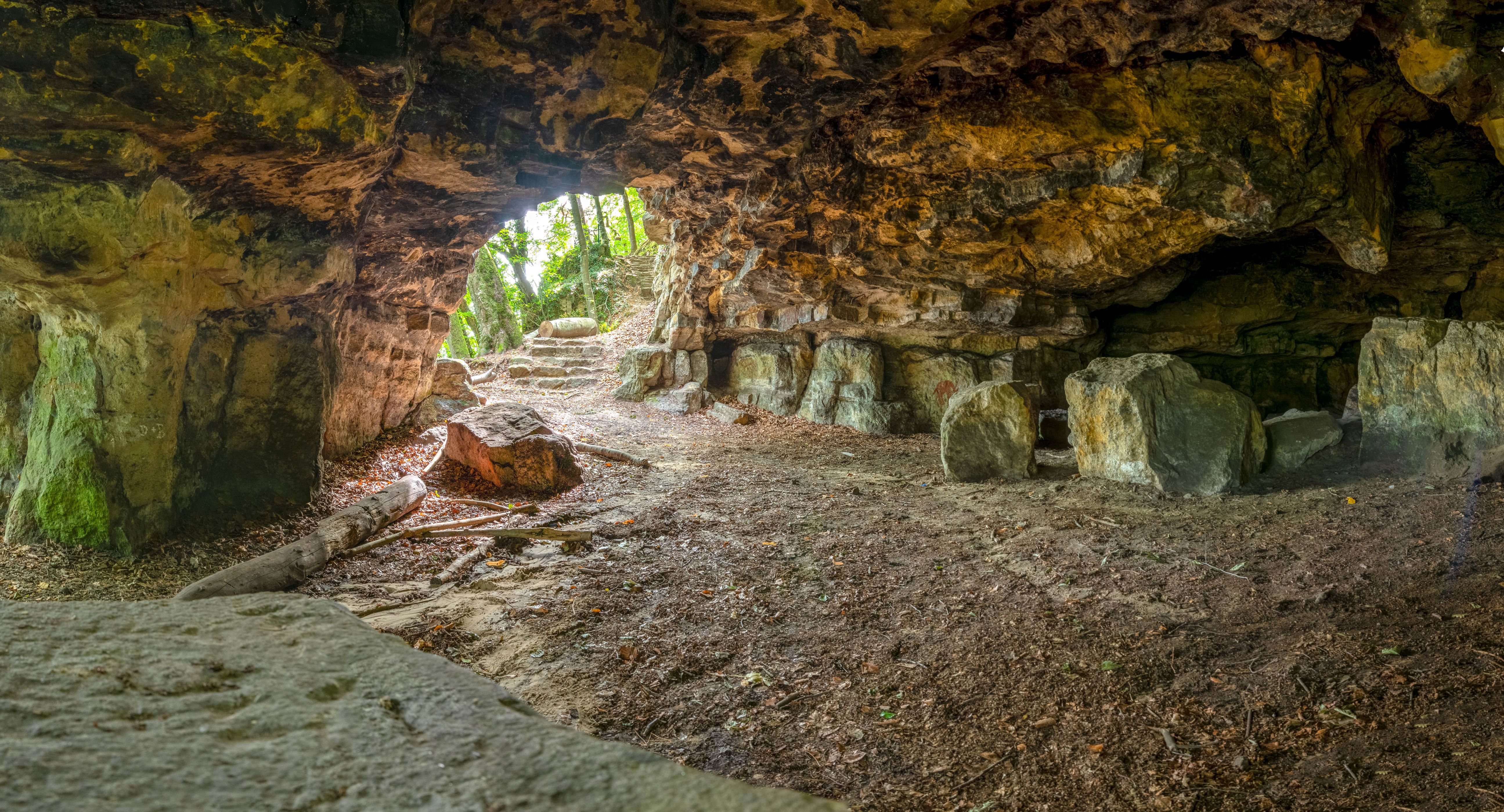 Grottes de Mamerleeën - Visit Luxembourg