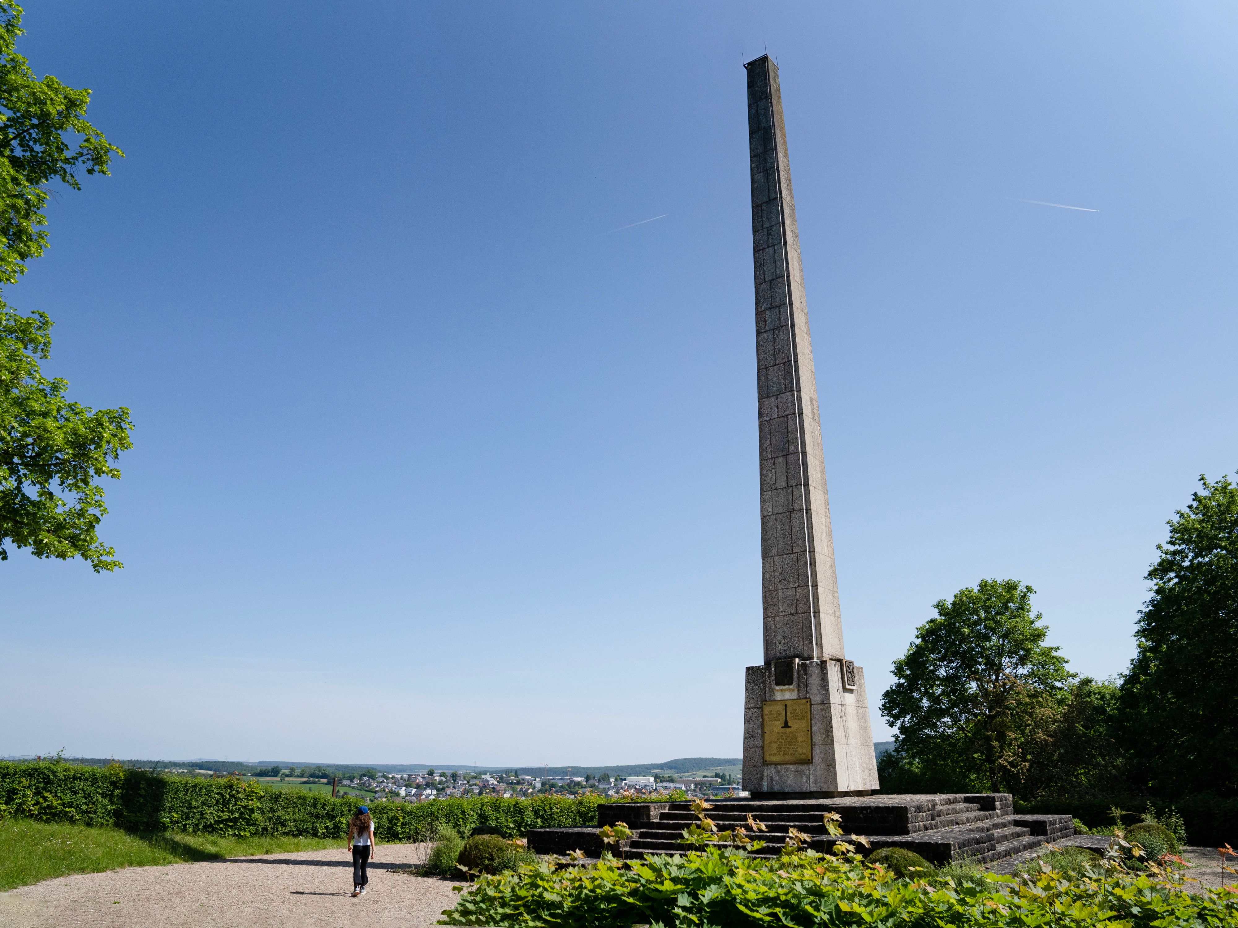 Mersch Mamerleeen Monument independance
