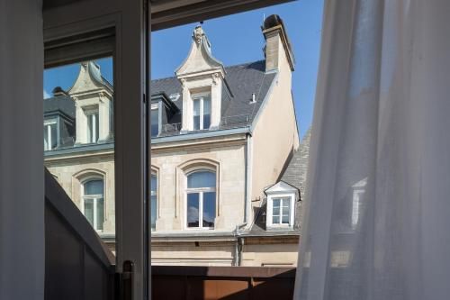 Guillaume Suites